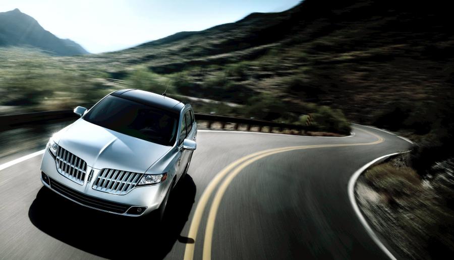  Lincoln MKT 2011 года  (фото 8 из 8)